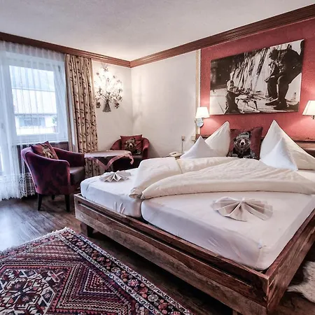 Hotel Jagdhaus Monzabon 4*