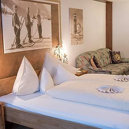 Szálloda Jagdhaus Monzabon 4*