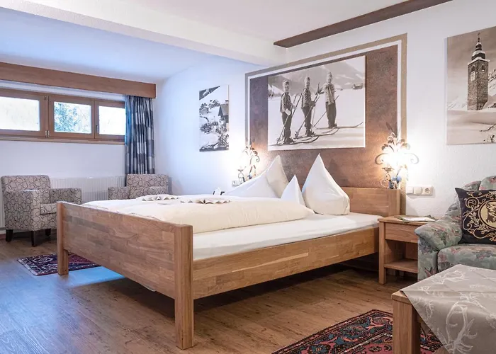 Hotel Jagdhaus Monzabon 4*